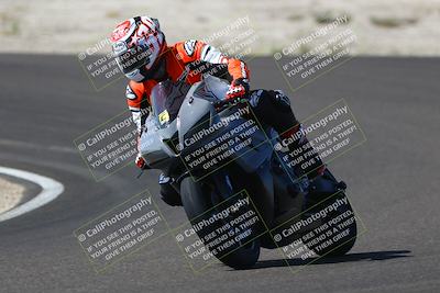 media/Sep-21-2025-TrackDaz (Sun) [[277c75b276]]/C Group/1140pm (Turn 3)/